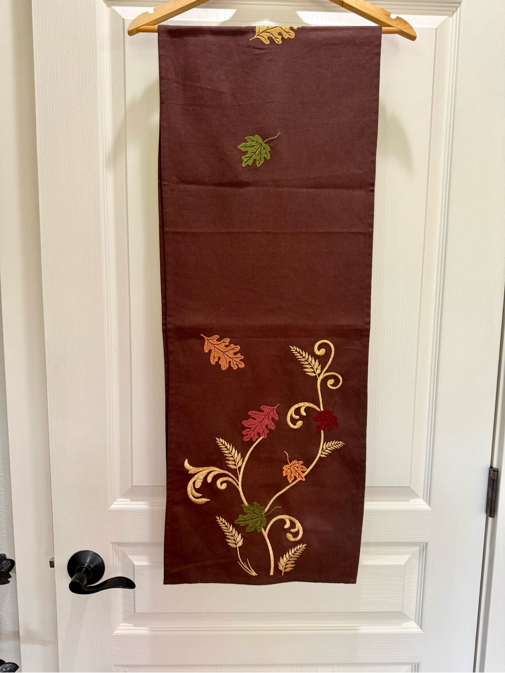 Dresden Branches 72” Crewel Embroidered Thanksgiving Fall Table Runner NWOT
